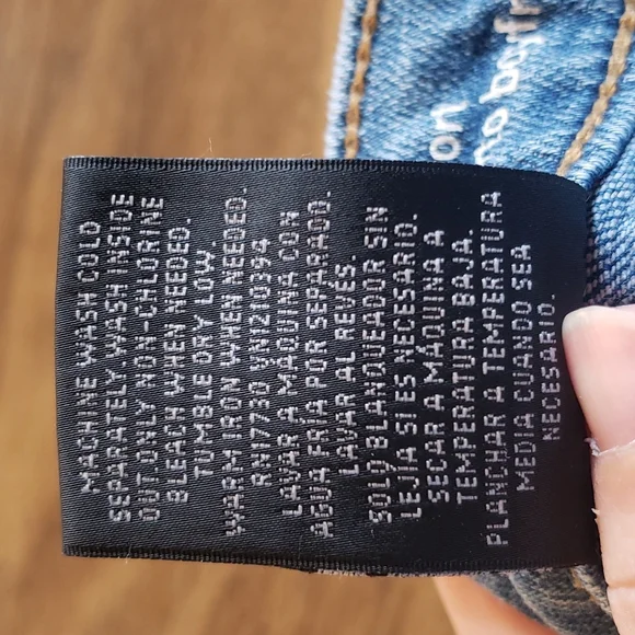 Distressed Jean Shorts - Picture 5 of 7